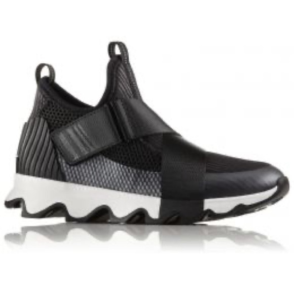 Sorel Kinetic Sneak Shoe - Picture 1 of 8